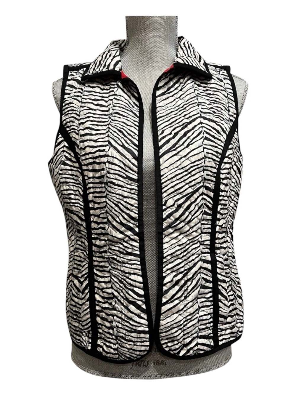 Chico's Quilted Vest Sz 0 Zebra Open Front Safari